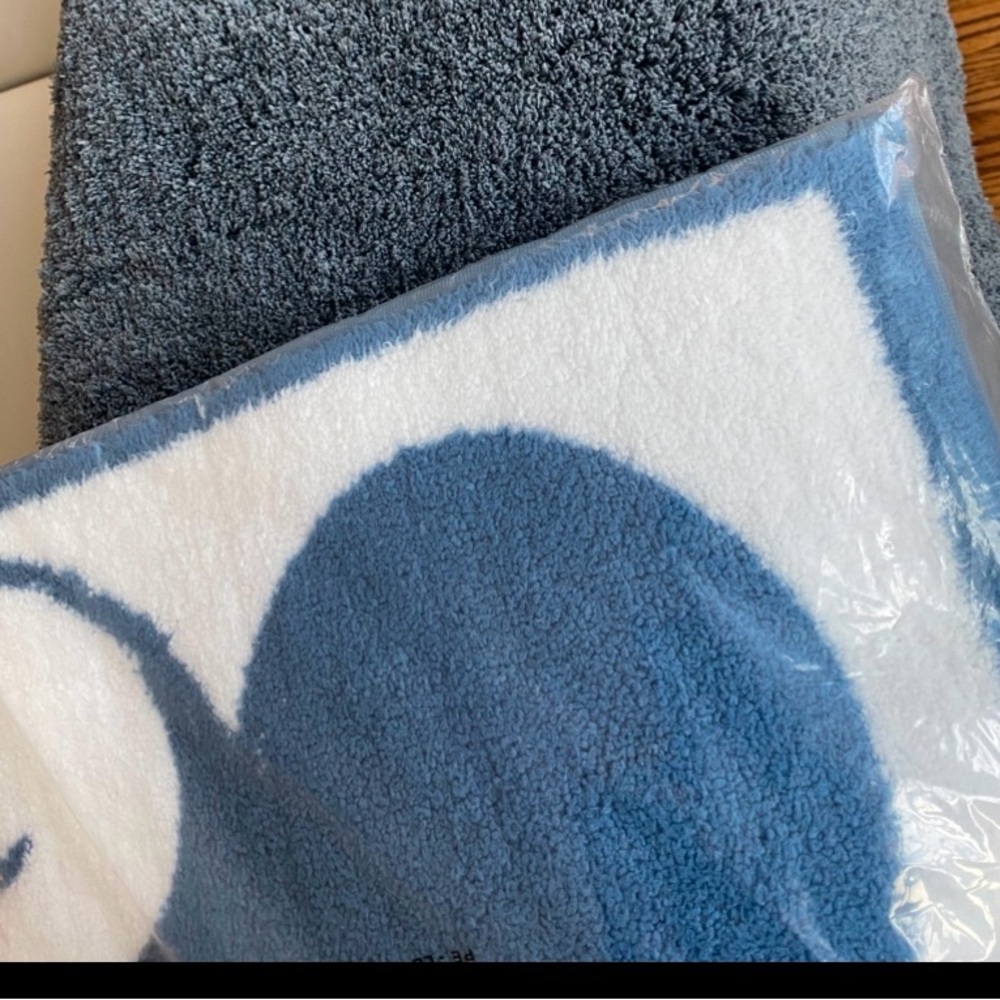 Blue and White Mickey Mouse Rug - Picture 7 of 10